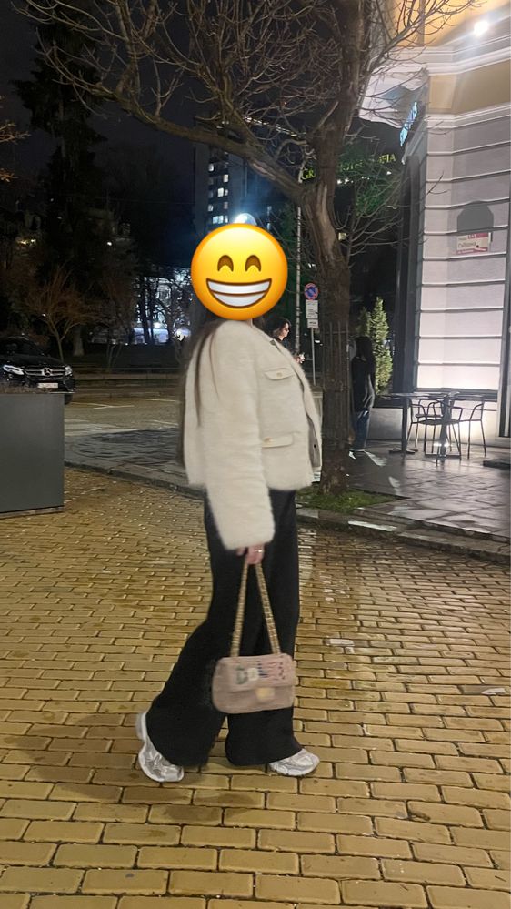 Късо палто от еко косъм