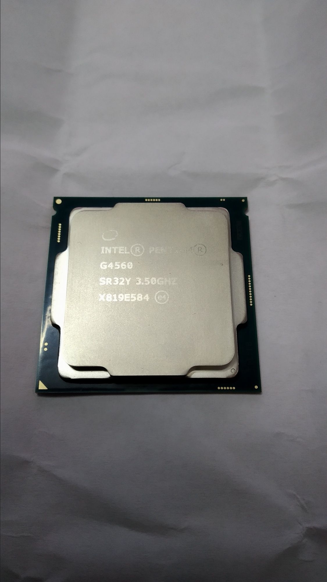 Продам Intel Pentium G4560