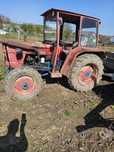 Cositoare, plug ,diferite greble , tractor fiat 445 4x4 , remorci.