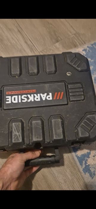 Cutie parkside bormasina