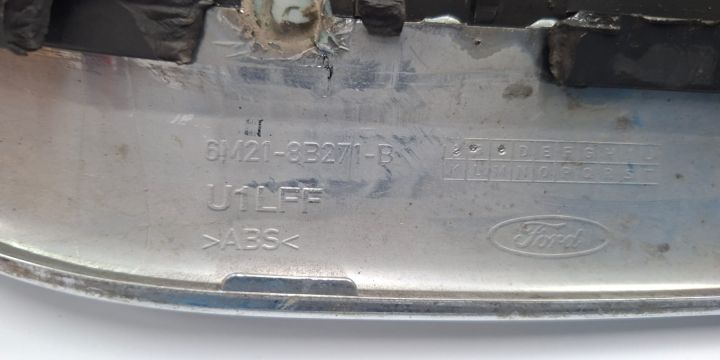 Grila radiator  6M218B271B Ford C-Max prima generatie