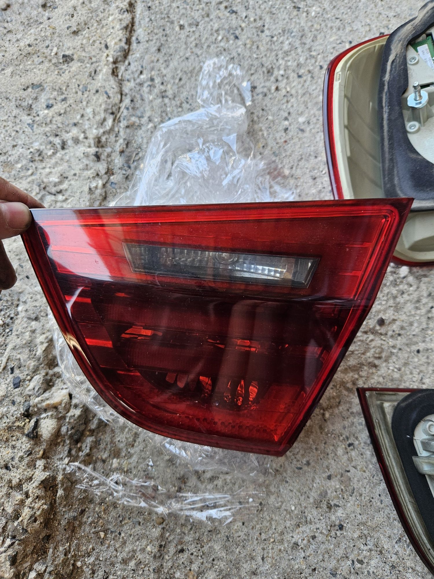 Стопове е90 lci facelift фейс