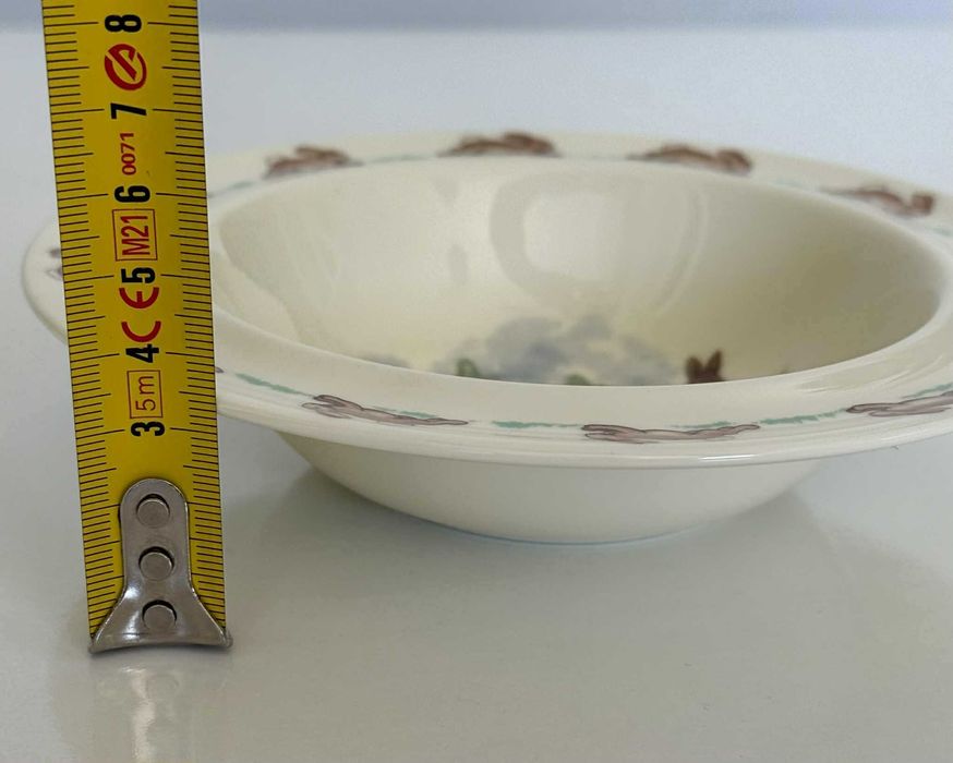 Детска чиния Royal Doulton Bunnykins