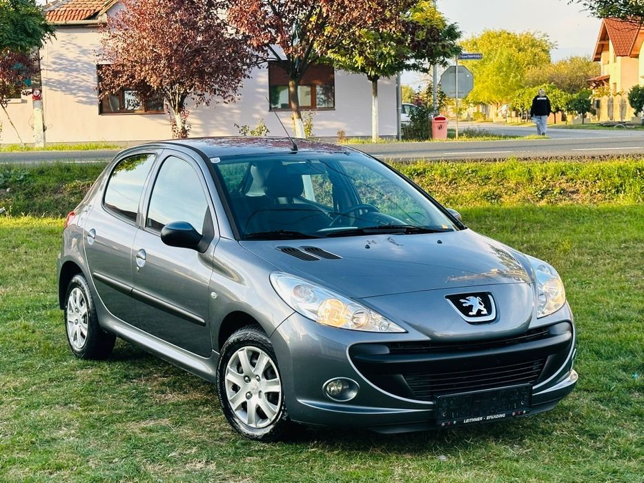 Vând Peugeot 206+