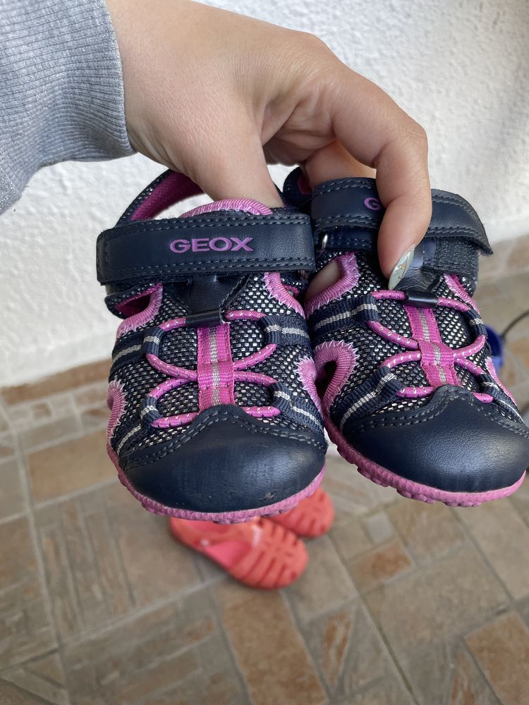 Crocs, Geox-Сандали и кроксове 24,25