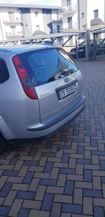 Vând Ford focus 2