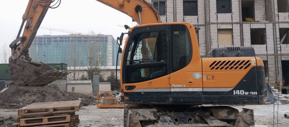 Экскаватор хундай 140