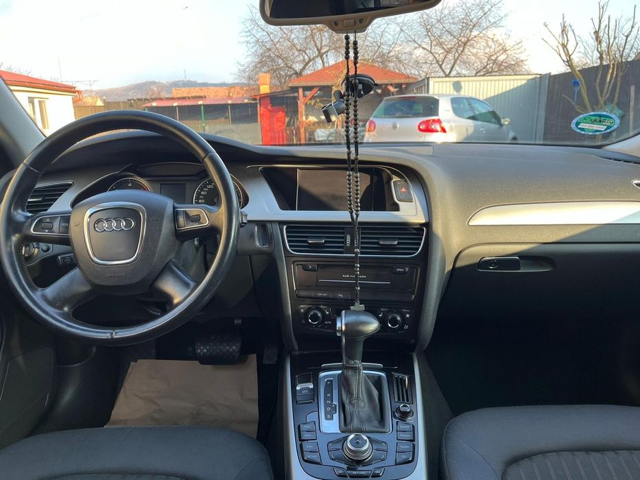 Vând Audi a4 b8 2010