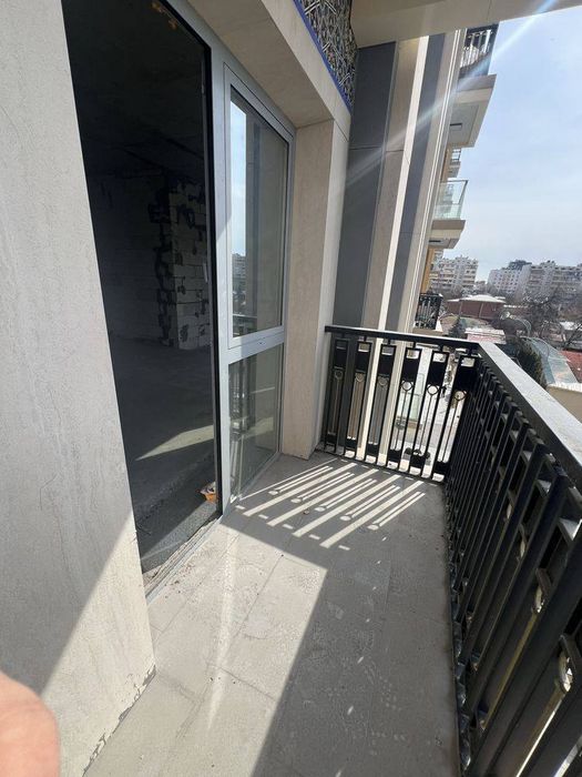 Мирабад Авеню 2-3/5/8 5 окон квартира коробка, новостройка бизнес клас