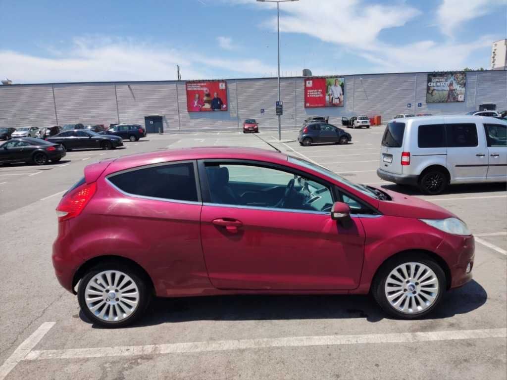 ПРОДАВАМ,Ford Fiesta 1.4 TDCI