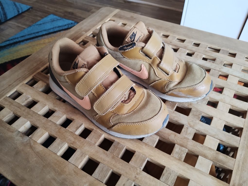 Skechers,Nike Маратонки за момичета