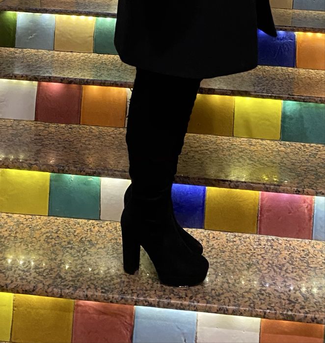 Черни чизми с дебел ток