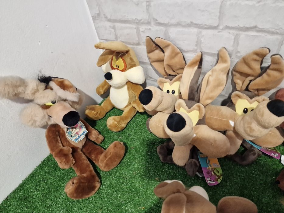 Уили койота играчки