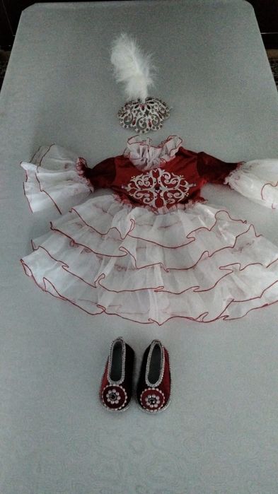 Продаю казахский национальный пляте