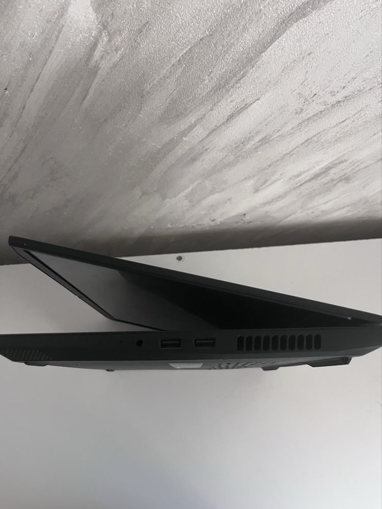 Leptop de gaiming Lenovo IdeaPad Gaming 3