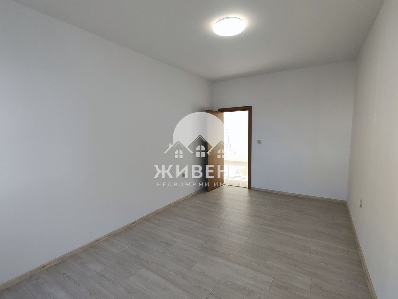 Продава се Тристаен апартамент в Варна, Кайсиева градина - 60 кв.м за 1965 €/кв.м - Снимка #6