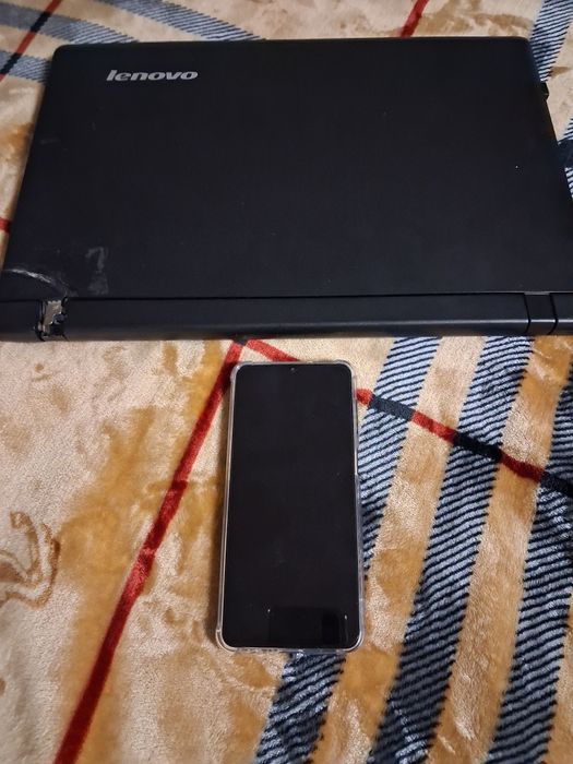 Телефон самсунг +ноутбук