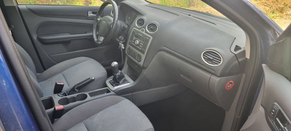 Ford focus 1.6 diesel, dublu Climatronic, degivrare,scaune incalzite