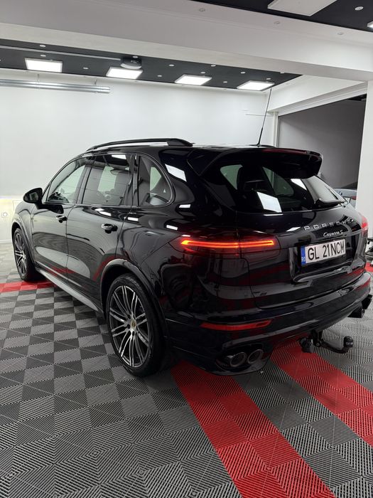 Porsche Cayenne S 4.2