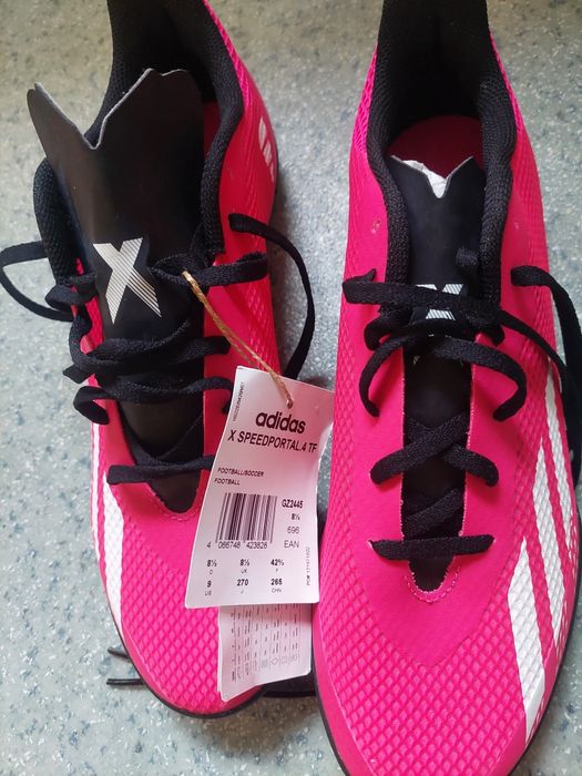 Adidași pt sintetic