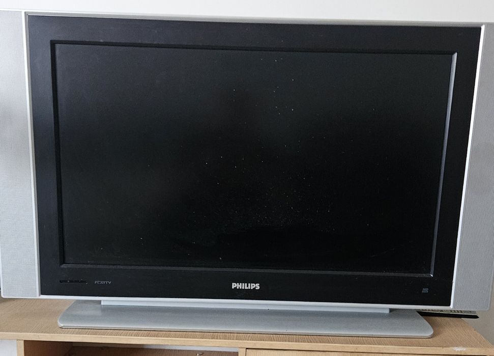 Продам телевизор Philips