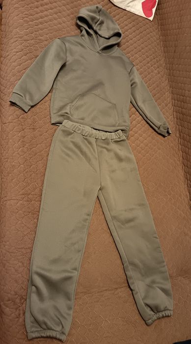 Продам новый тёплый спортивный костюм