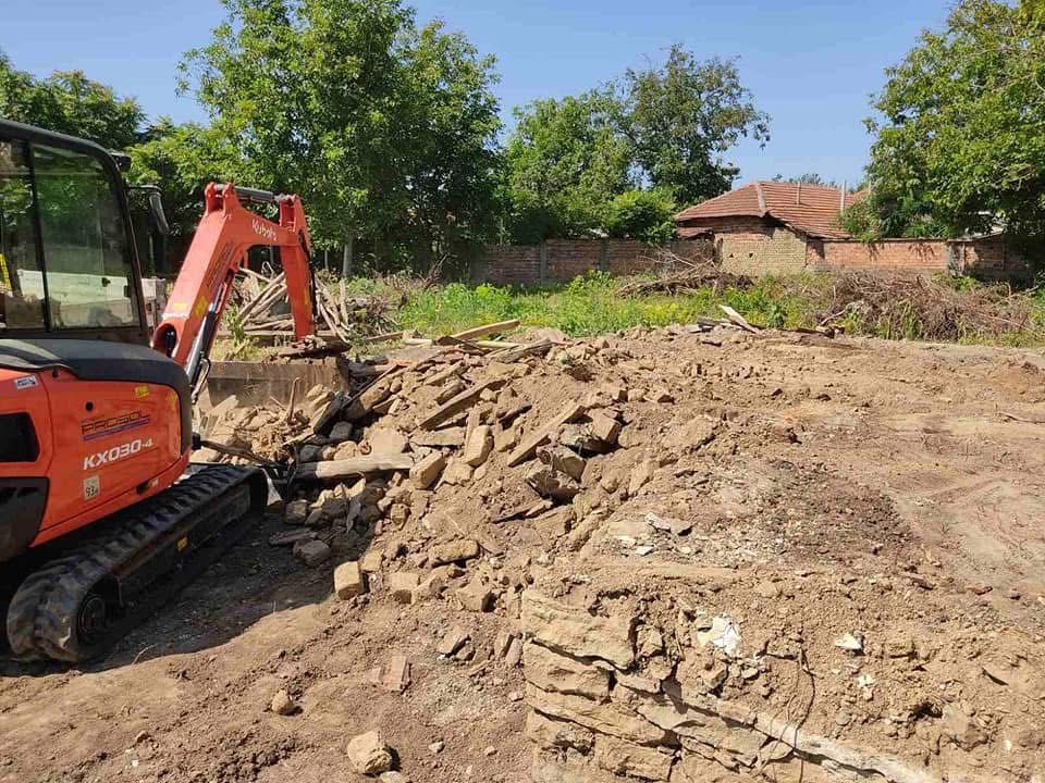 Услуги с мини багер и самосвал