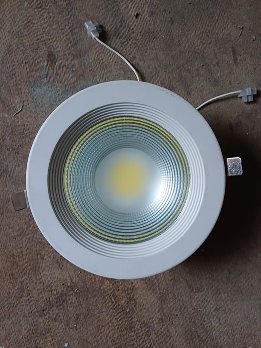 Продам Светильники