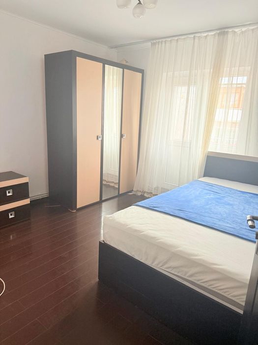 Apartament de închiriat