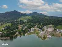 Locatie Exclusiva  la Colibita  doua Vile de lux si terenul aferent