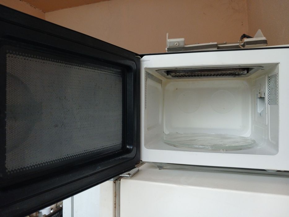 Mikro to'lqinli pech