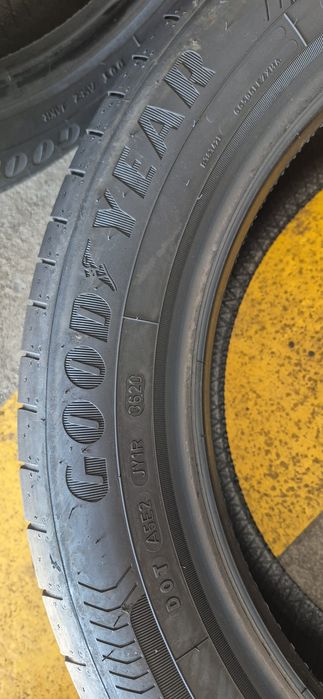 215.55.18 Goodyear vara Second-hand