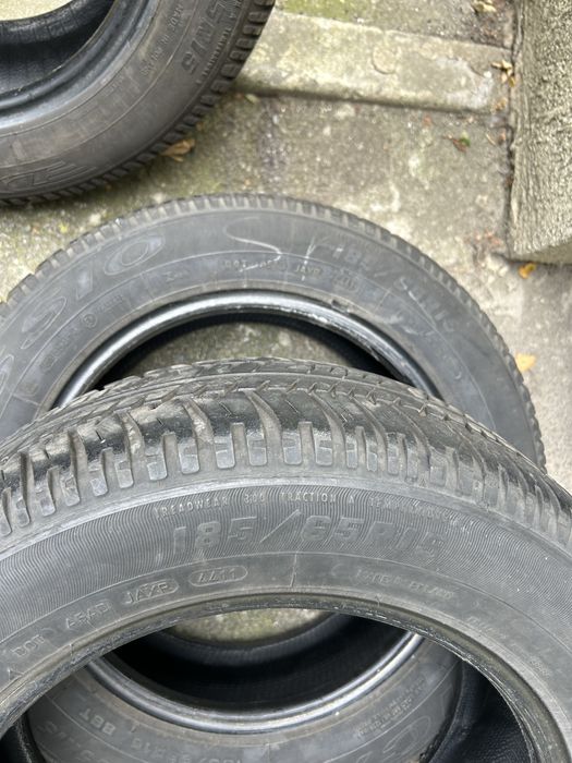 Vand 4 cauciucuri vara Debica 185/65/15