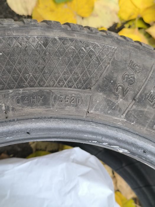 Зимни гуми Kleber за suv 235/55/17  150лв за комплекта