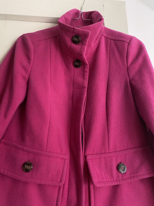 Вълнено цикламено палто Benetton