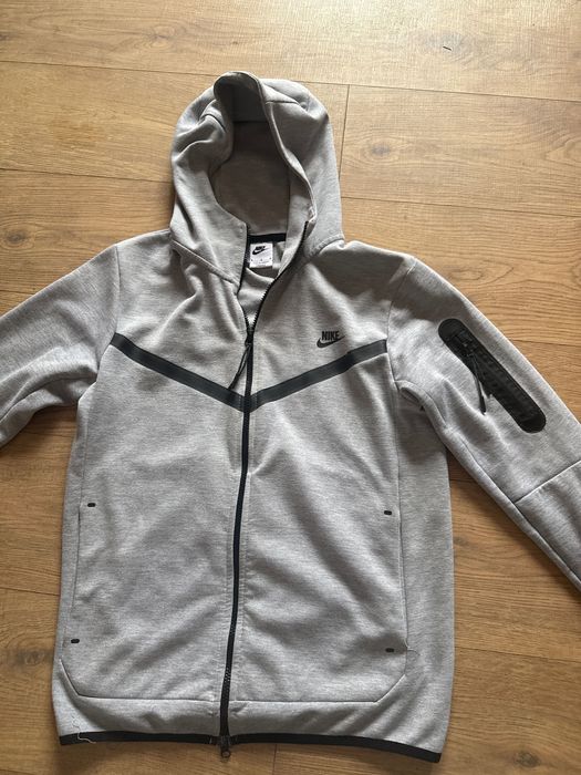 Hanorac Nike tech gri