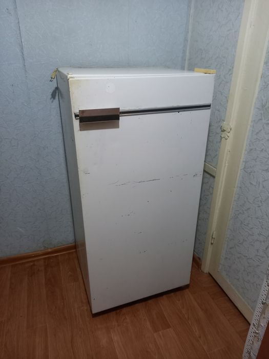 Холодильник нерабочий 8тыс