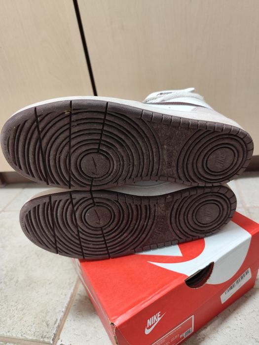 Високи кожени кецове Nike borough mid