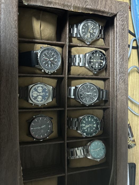 Vand colectie de ceasuri