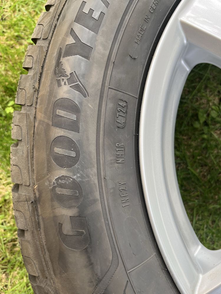 Джанти Dezent 17 5x108 със зимни гуми Good Yaer Ultra Grip 225/65/17