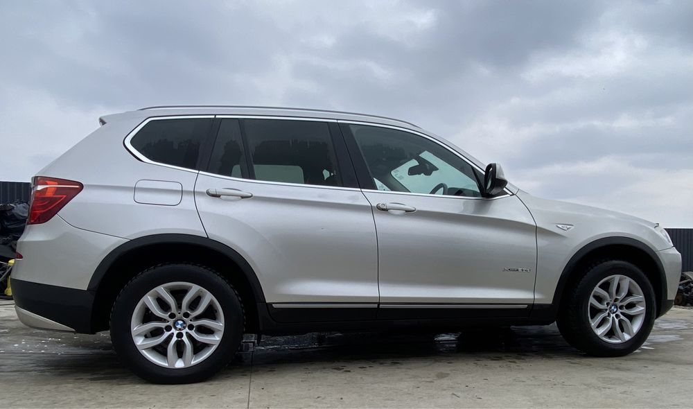 Dezmembrez BMW X3 F25 xdrive 2.0d N47 -184cp,automat,Navi,Xenon,camera