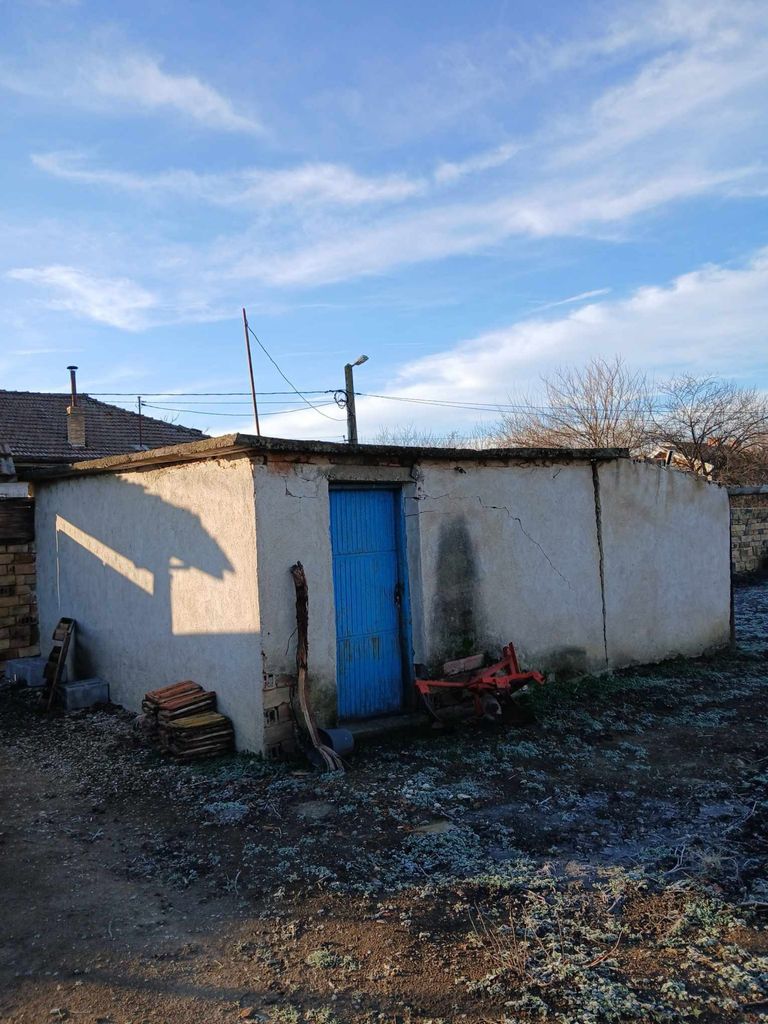 Продава се Къща в с. Ресен, Област Велико Търново - 100 кв.м за 322 €/кв.м - Снимка #5