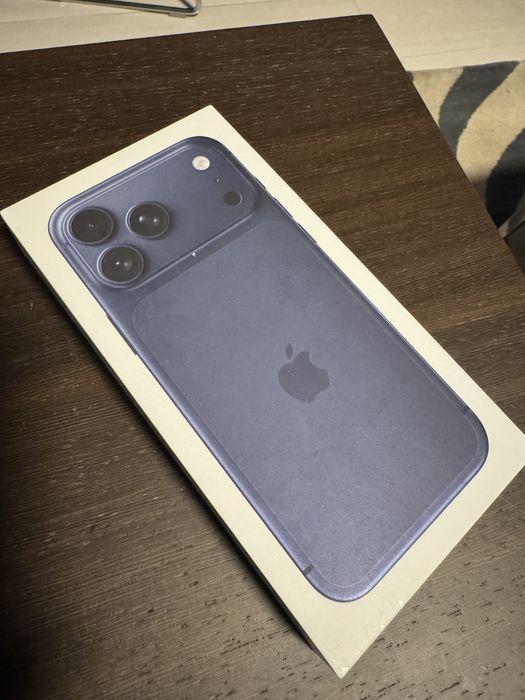 Iphone 17 Pro Max 256 GB 3 Години гаранция