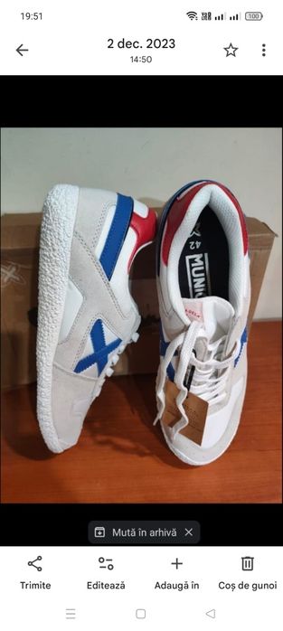 Adidași fotbal sala, noi.