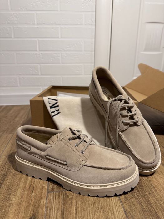 Чисто НОВИ мъжки обувки ZARA