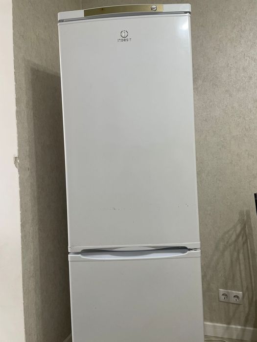 Продам холодильник бу