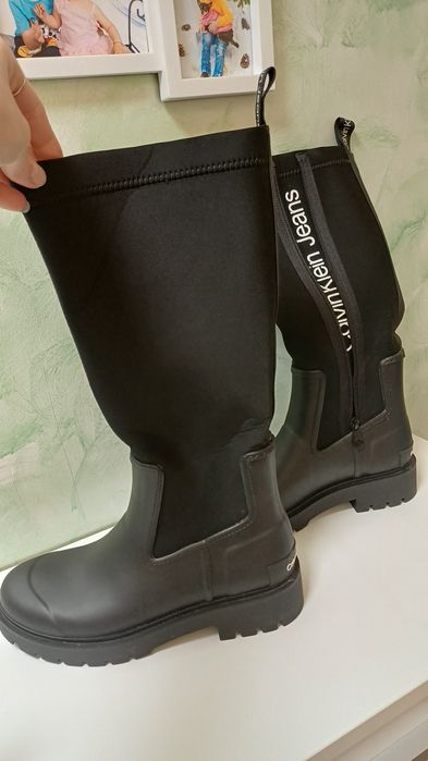 Calvin Klein нови ботуши