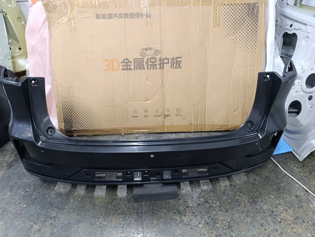 Задний бампер на Changan CS55 plus