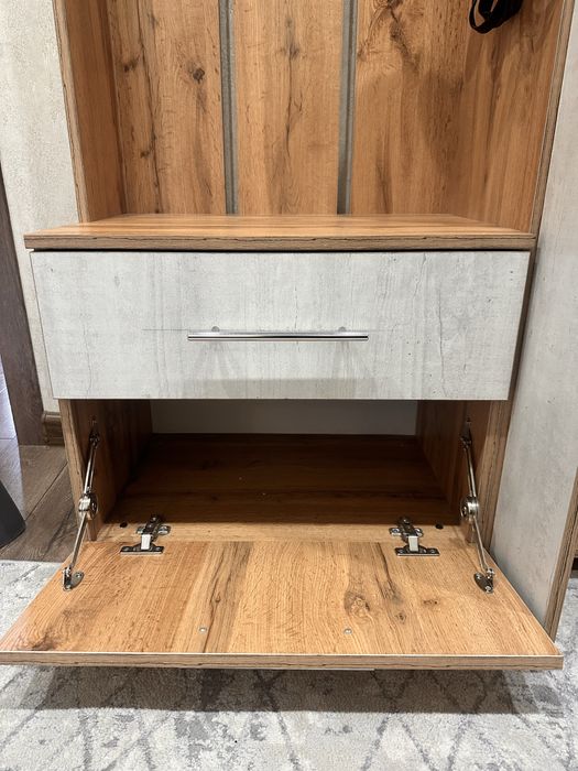 Шкаф прихожая под дерево