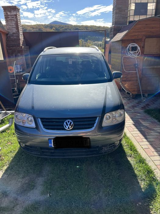 VW Touran 2.0 Diesel, 140CP-  2005